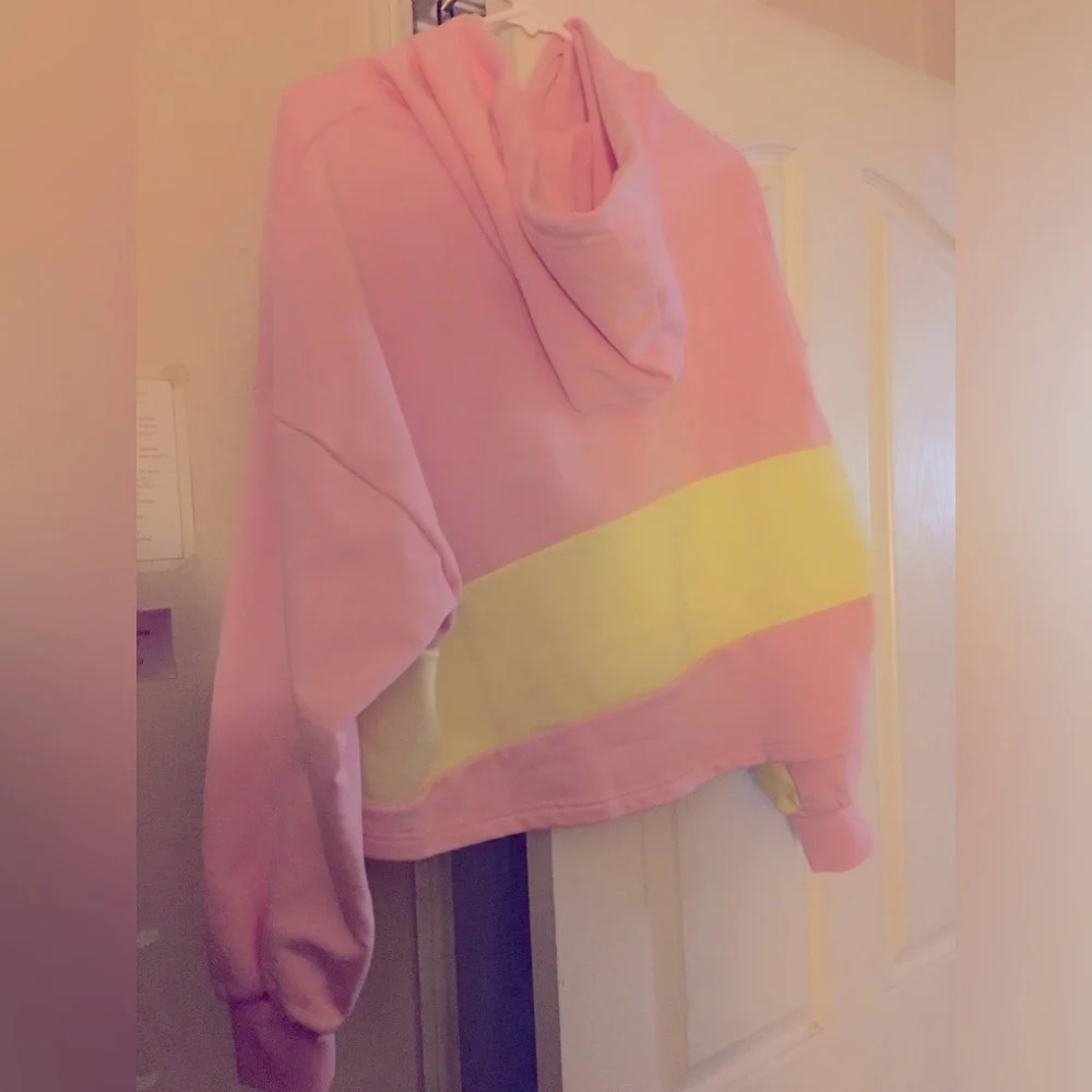 Puma Hoodie - Picture 5 of 7